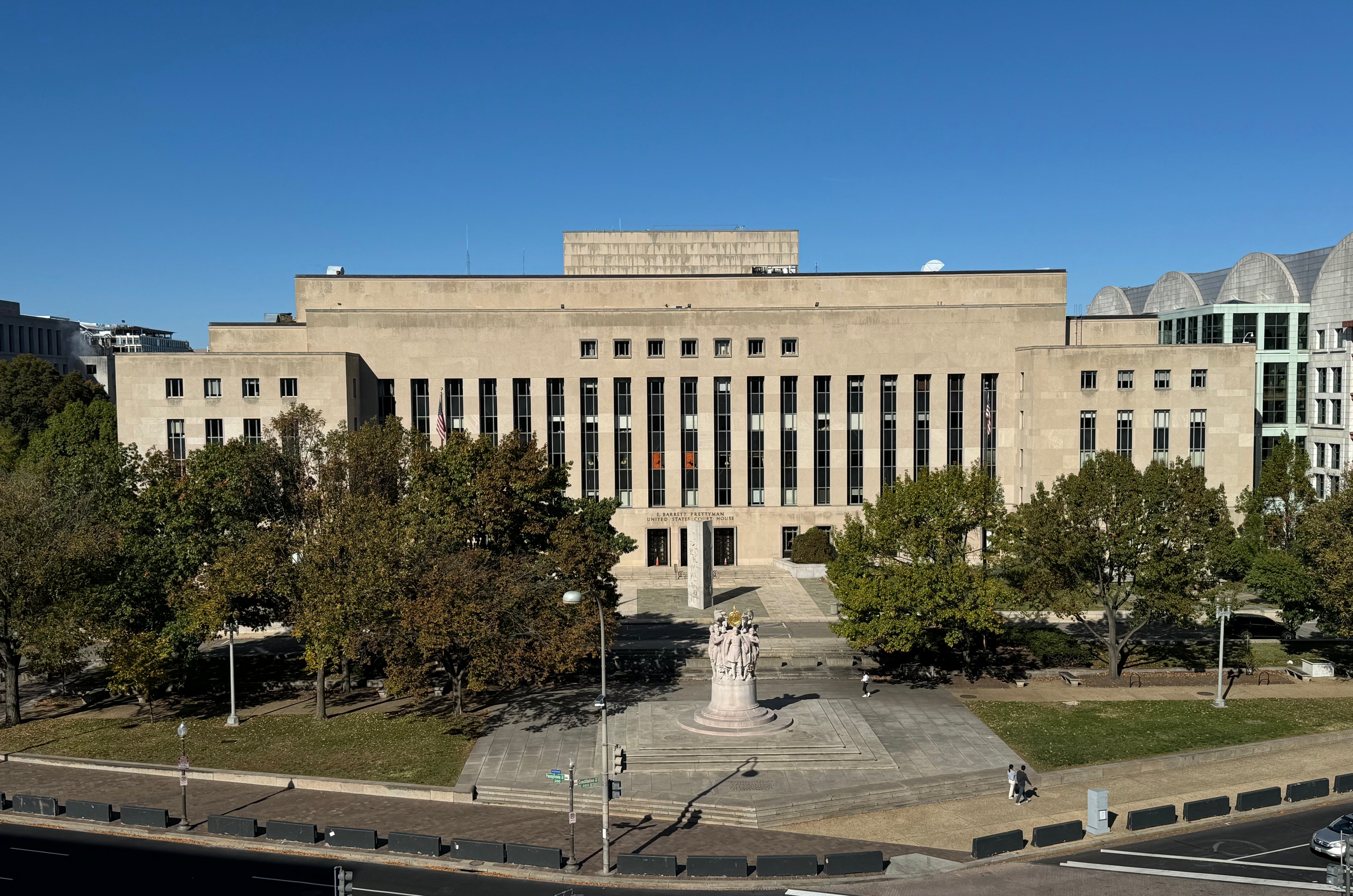 E._Barrett_Prettyman_Courthouse_from_NGA_East_Building